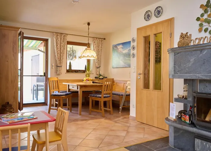 Alpenappartement Traumzeit 아파트 *