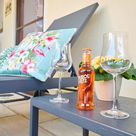 Alpenappartement Traumzeit - Pool / Eigene Terrasse / Garten * Bernau am Chiemsee