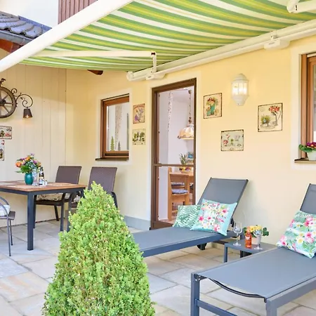 Apartment Alpenappartement Traumzeit - Pool / Eigene Terrasse / Garten Bernau am Chiemsee