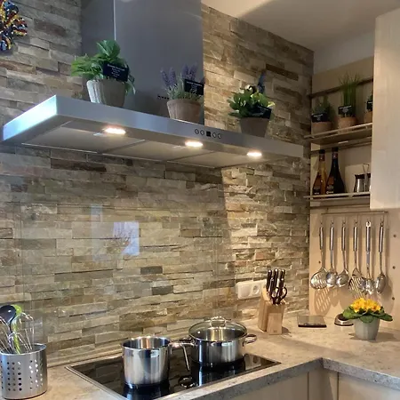 Апартаменты Alpenappartement Traumzeit Бернау-ам-Кимзее