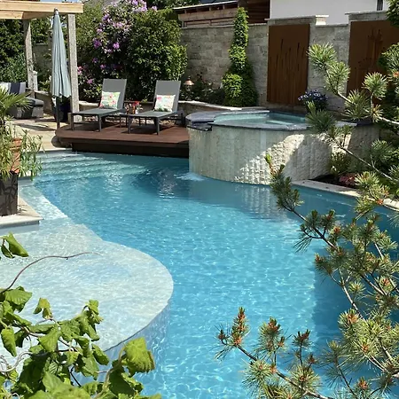 Apartment Alpenappartement Traumzeit - Pool / Eigene Terrasse / Garten Bernau am Chiemsee